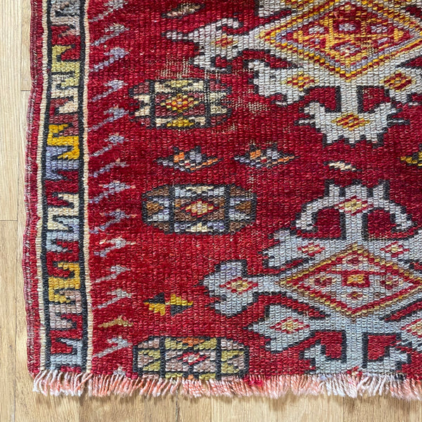 Vintage Rug, 1' 10 x 2' 5 Red