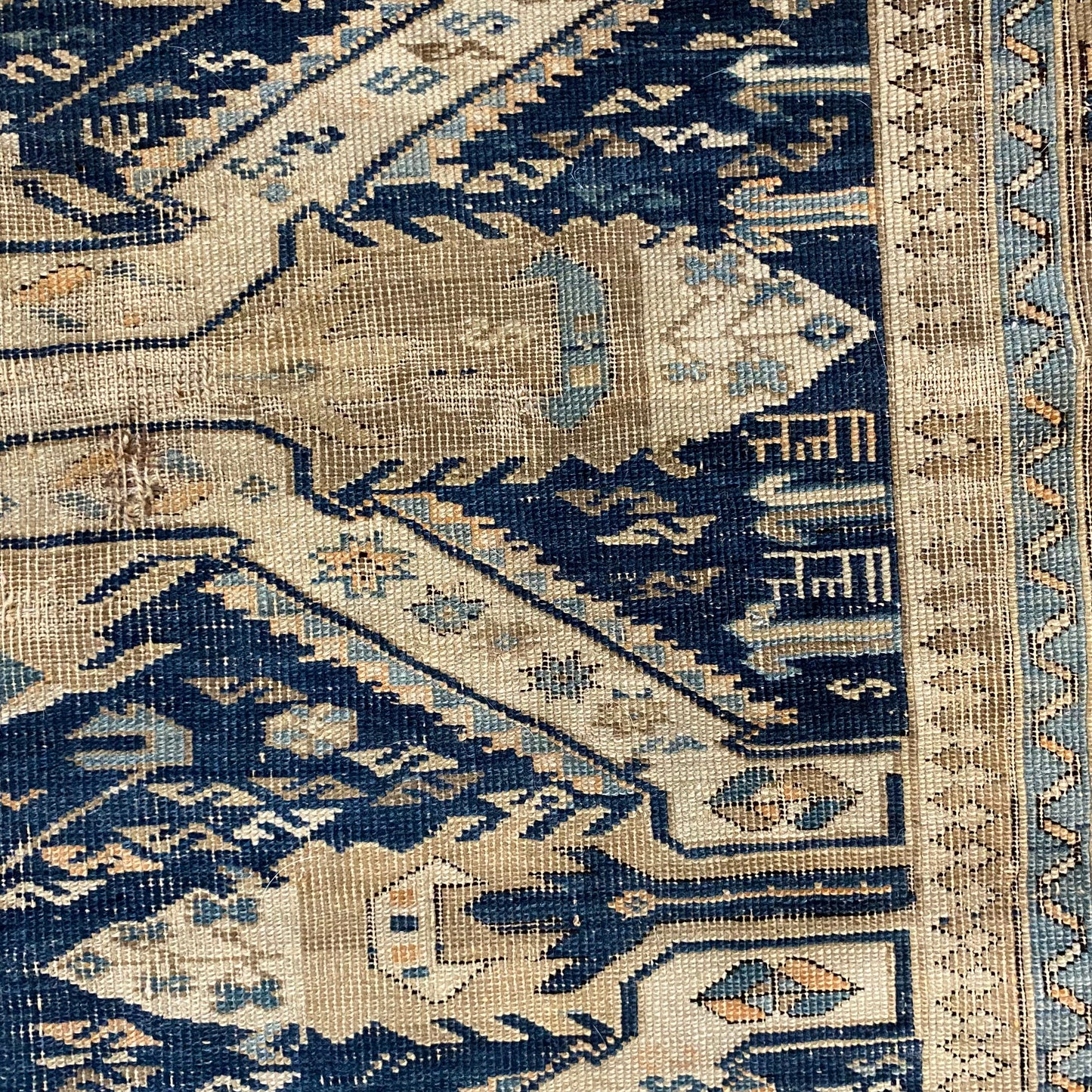 4281 - Jessie's Oriental Rugs