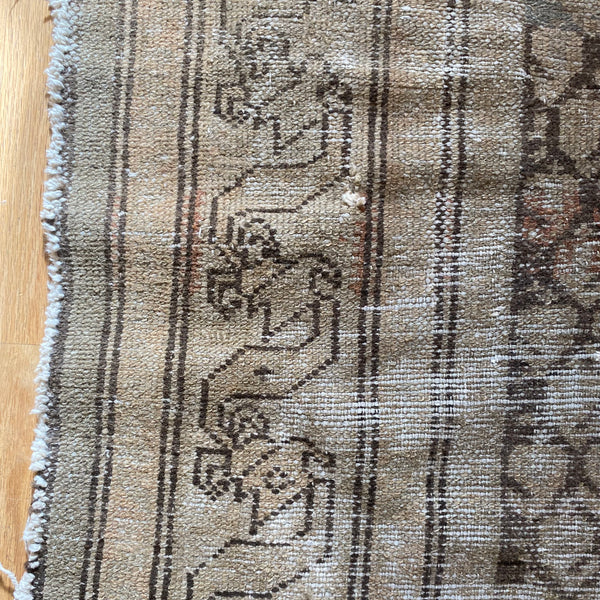 Vintage Rug, 4' 9 x 5' 11 Beige