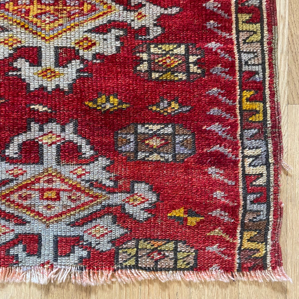 Vintage Rug, 1' 10 x 2' 5 Red