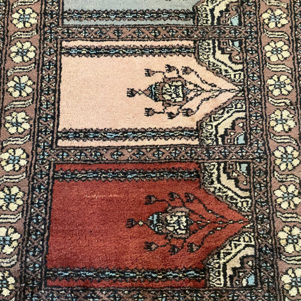 Vintage Rug, 2' 2 x 6' 6 Prayer