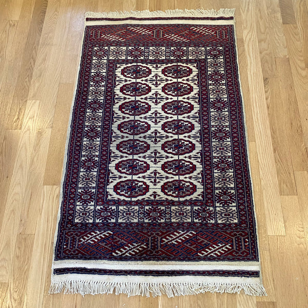 Vintage Rug, 2' 2 x 3' 9 White