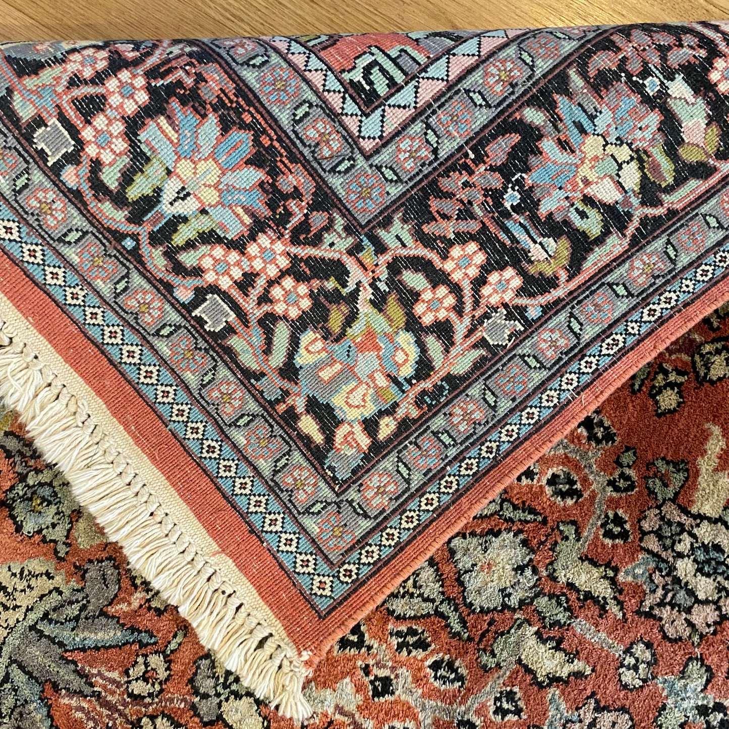 Vintage Rug, 3' x 5' 1 Dark Pink