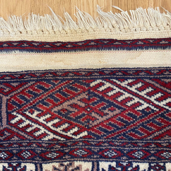 Vintage Rug, 2' 2 x 3' 9 White