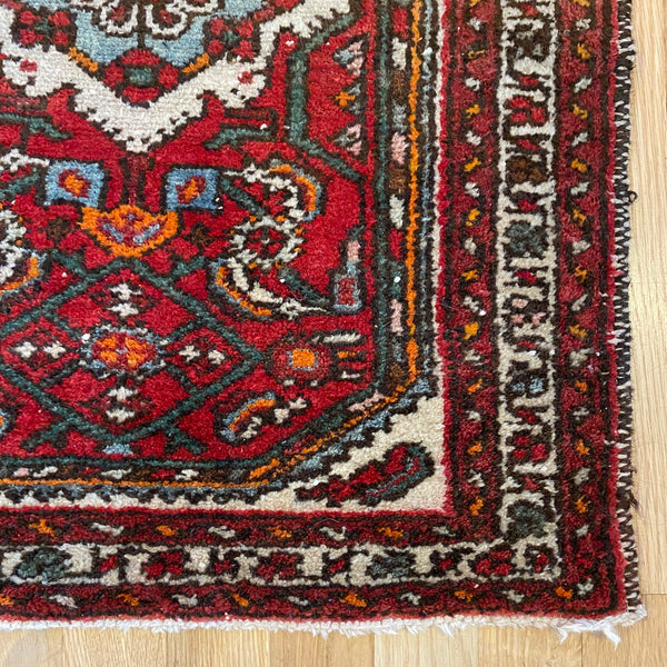 Vintage Rug, 2' x 2' 7 Red