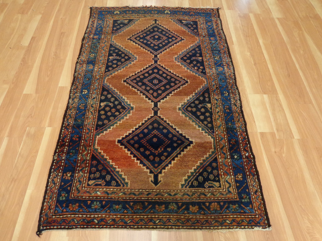 Abrash in Oriental Rugs