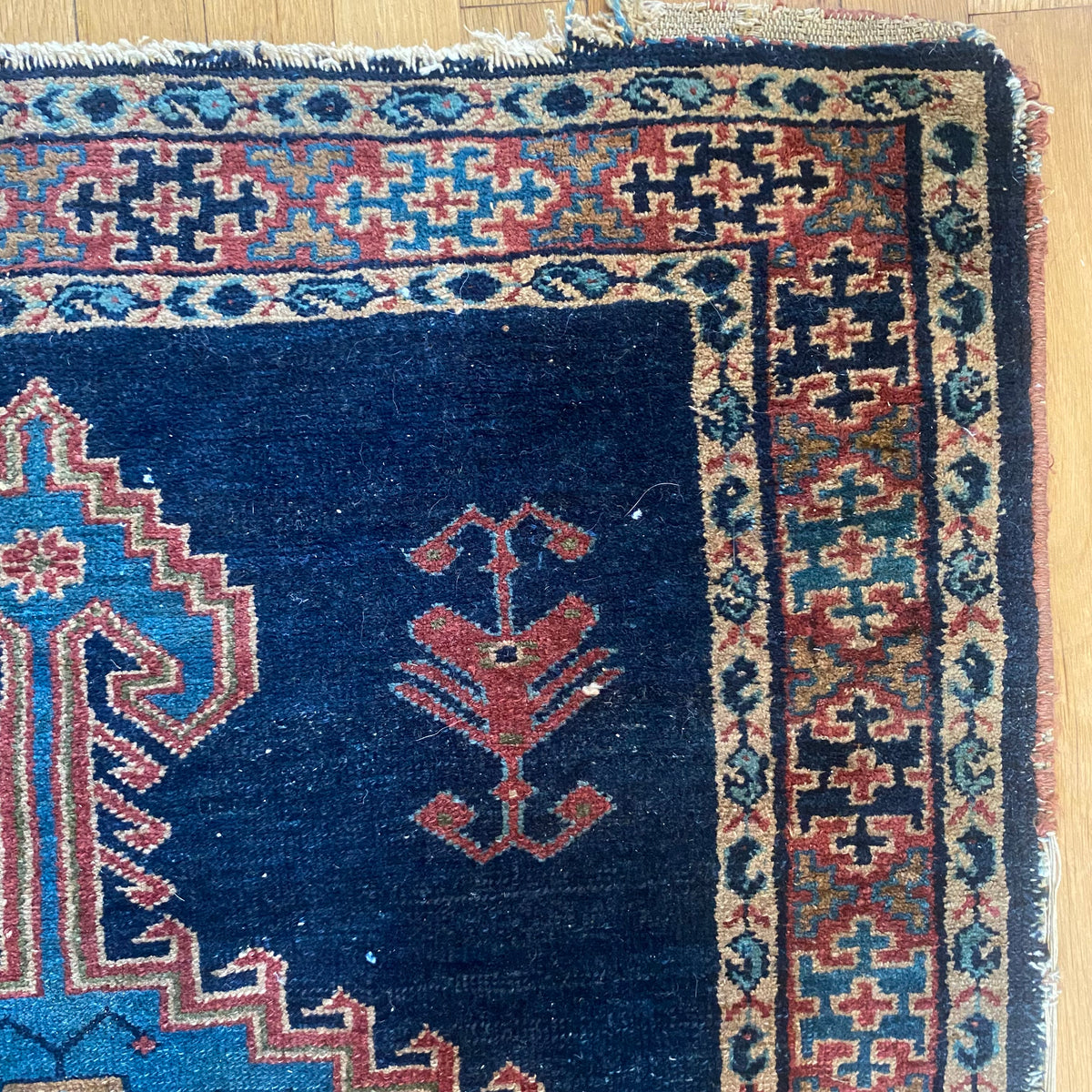 Vintage Rug, 3' x 4' 10 Blue