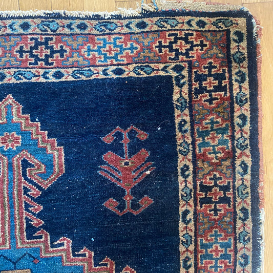 Vintage Rug, 3' x 4' 10 Blue