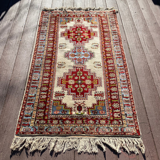 Vintage Rug, 3' 2 x 5' 11 White