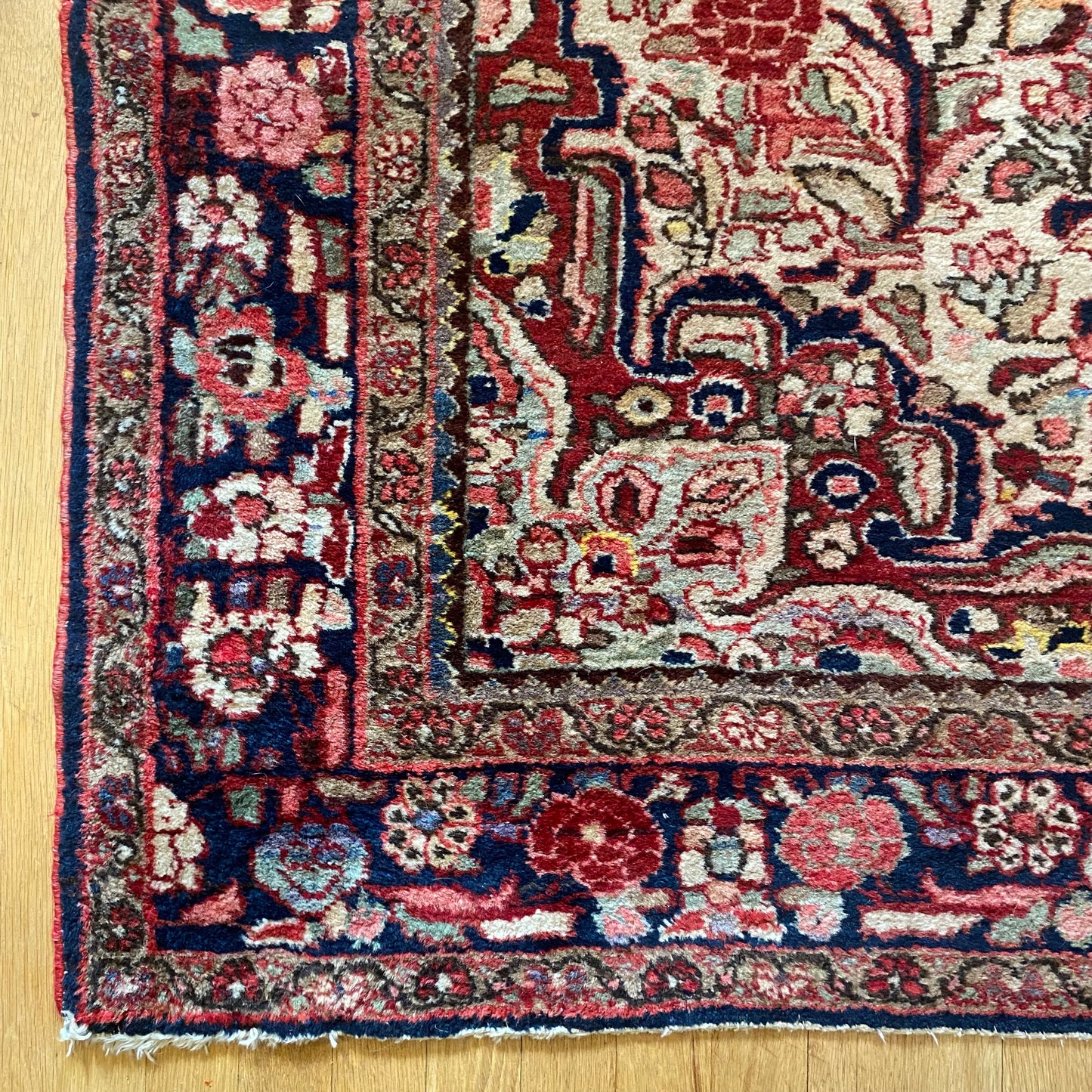 Persian Borchelou, 4' 11 x 6' 8 Vintage White - Jessie's Oriental Rugs