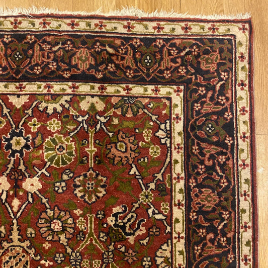 Vintage Rug, 4' 1 x 6' 9 Red