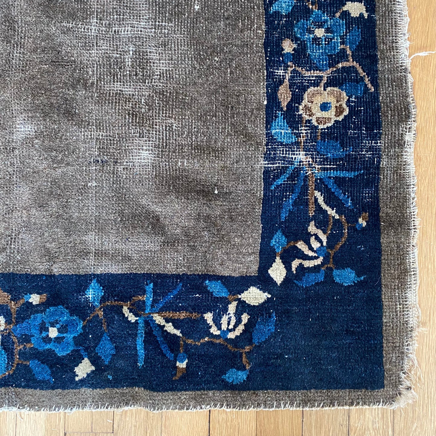 Peking Chinese Rug, 3' 2 x 5' 9 Vintage Grey