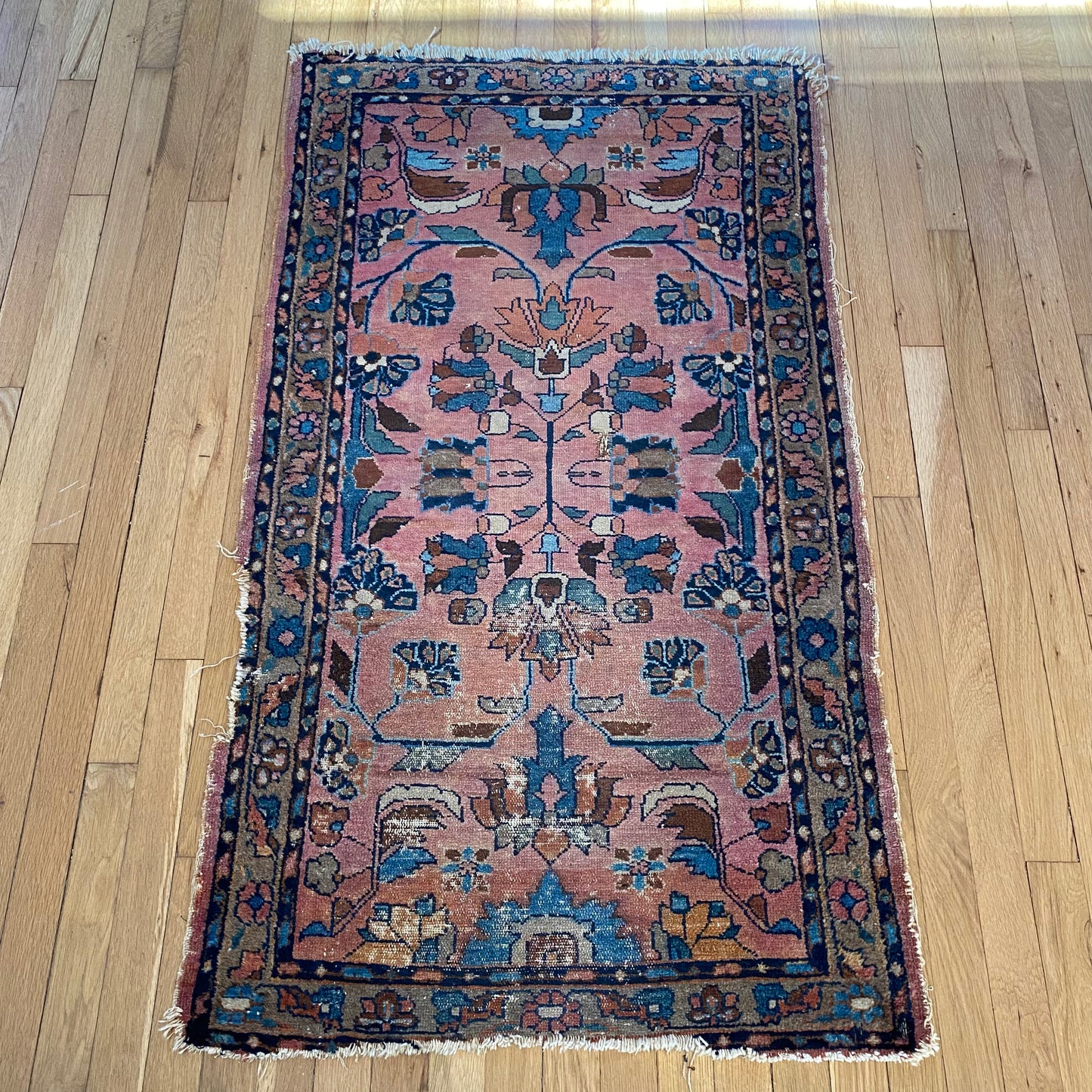 Antique Rug, 2' 7 x 4' 7 Pink
