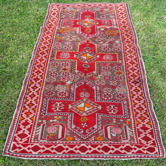 Vintage Rug, 3' 9 x 6' 9 Brown
