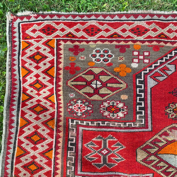 Vintage Rug, 3' 9 x 6' 9 Brown