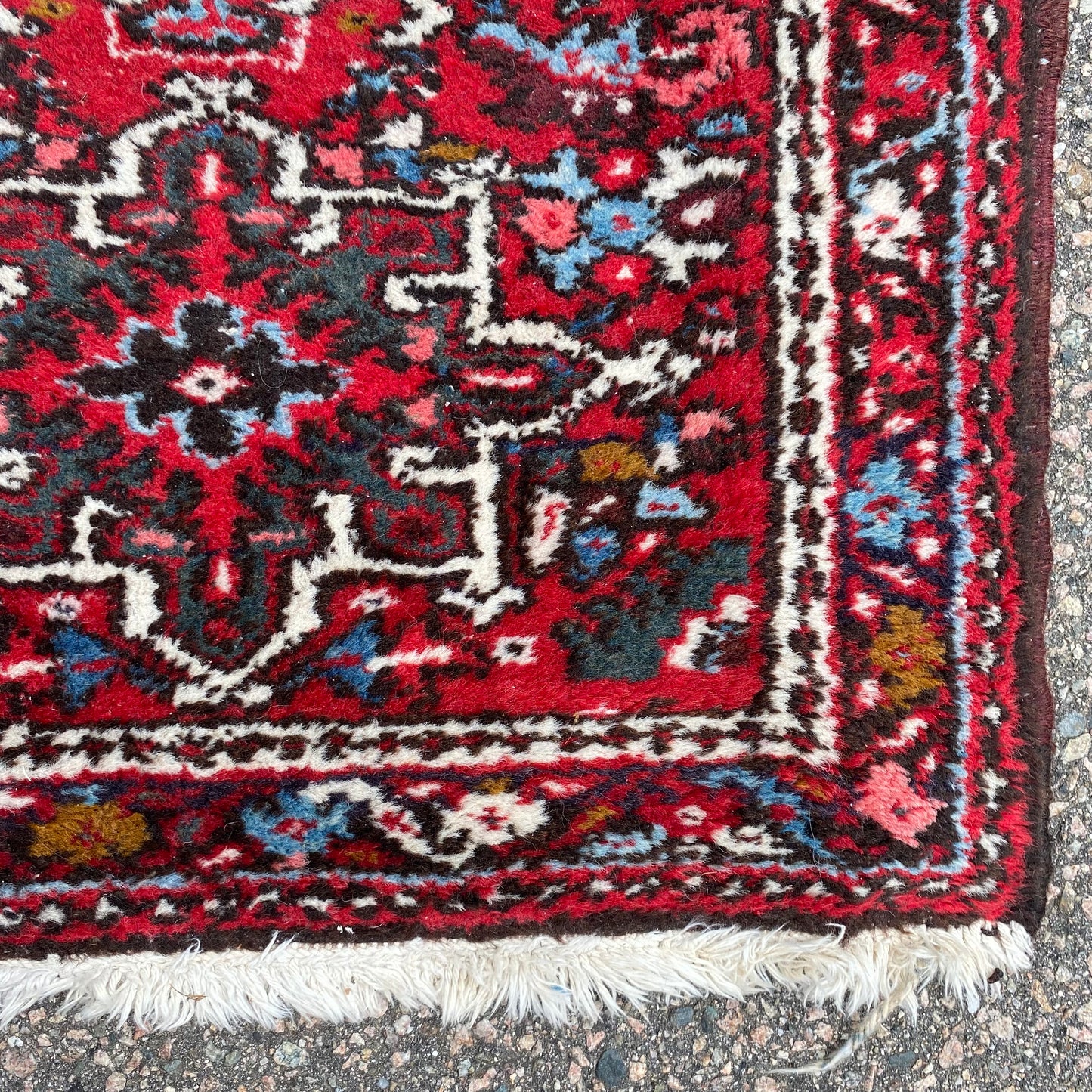 Vintage Rug, 2' 1 x 2' 11 Red