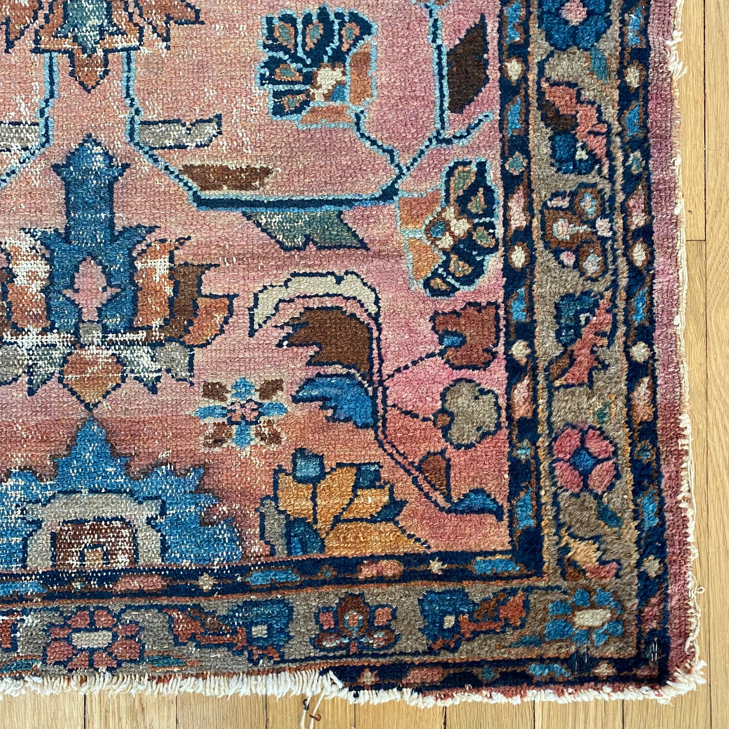 Antique Rug, 2' 7 x 4' 7 Pink