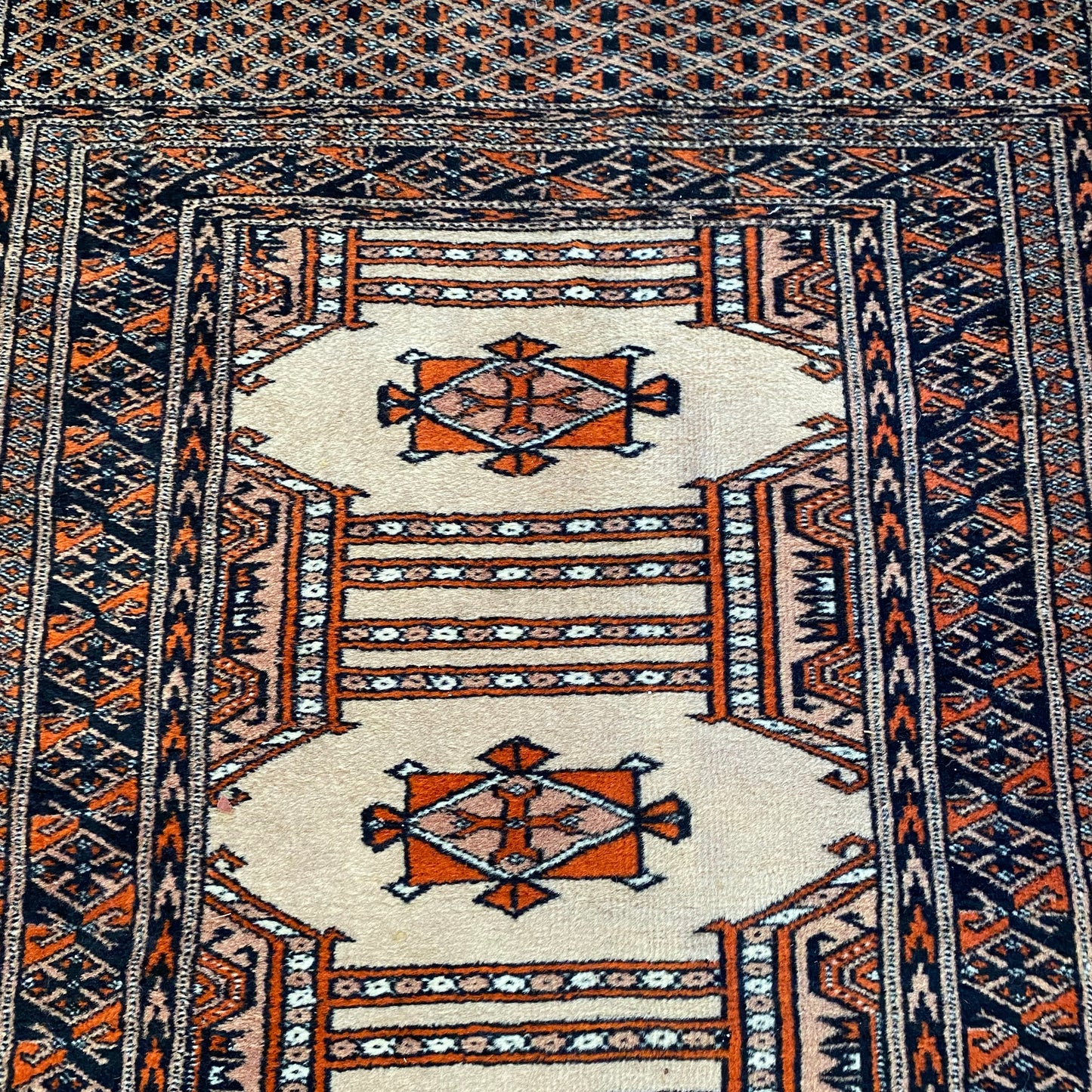 Vintage Rug, 2' 6 x 4' 6 Tan