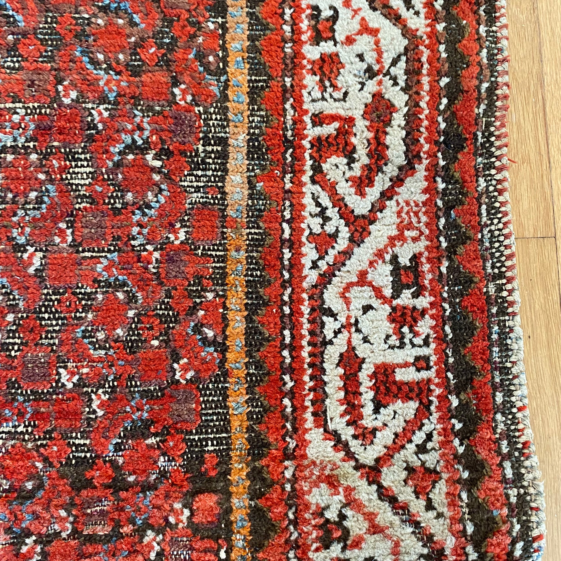 4273 - Jessie's Oriental Rugs