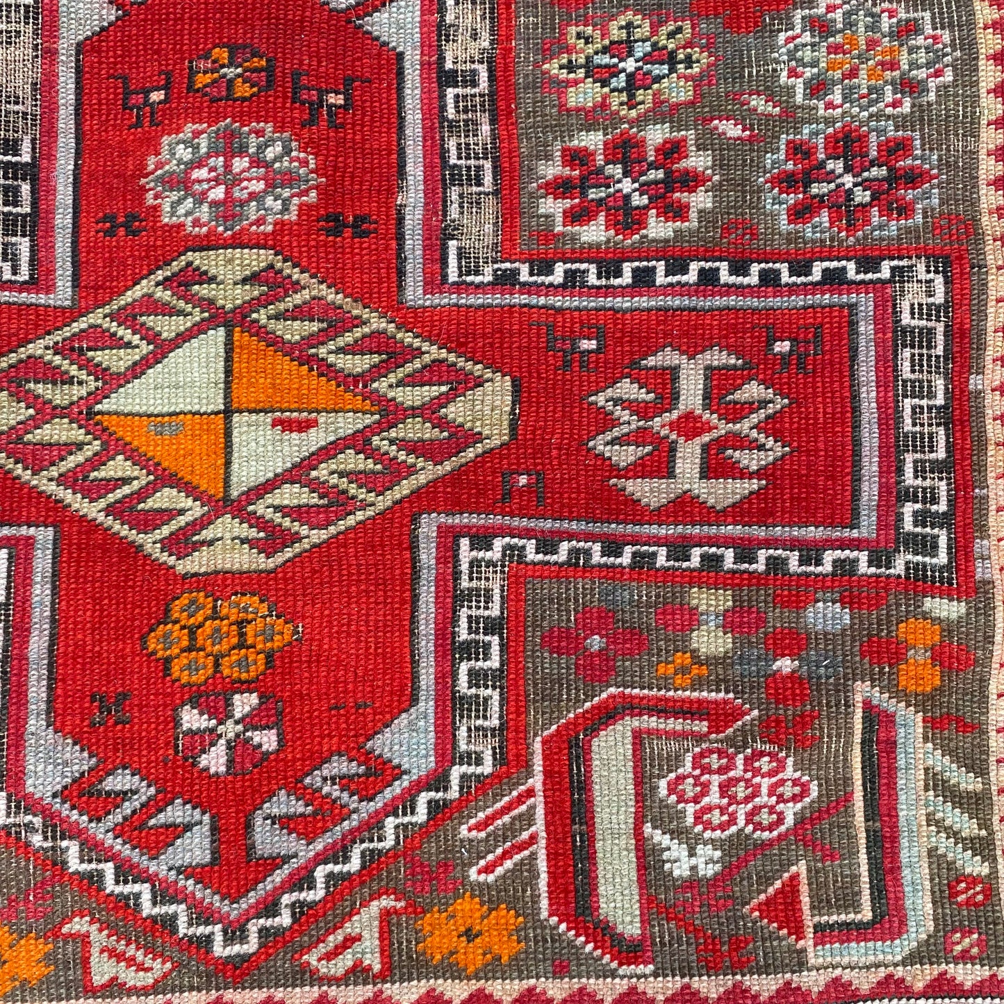 Vintage Rug, 3' 9 x 6' 9 Brown