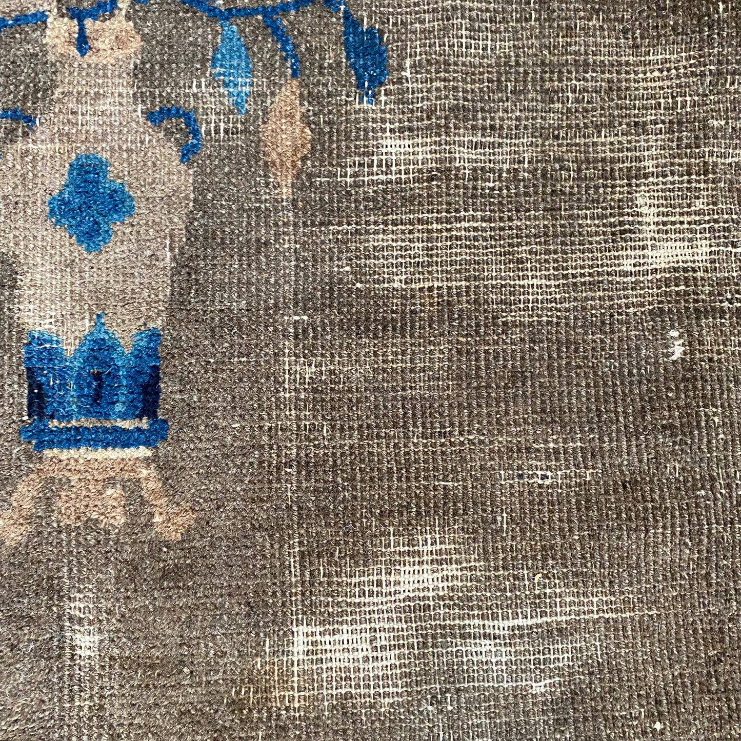 Peking Chinese Rug, 3' 2 x 5' 9 Vintage Grey
