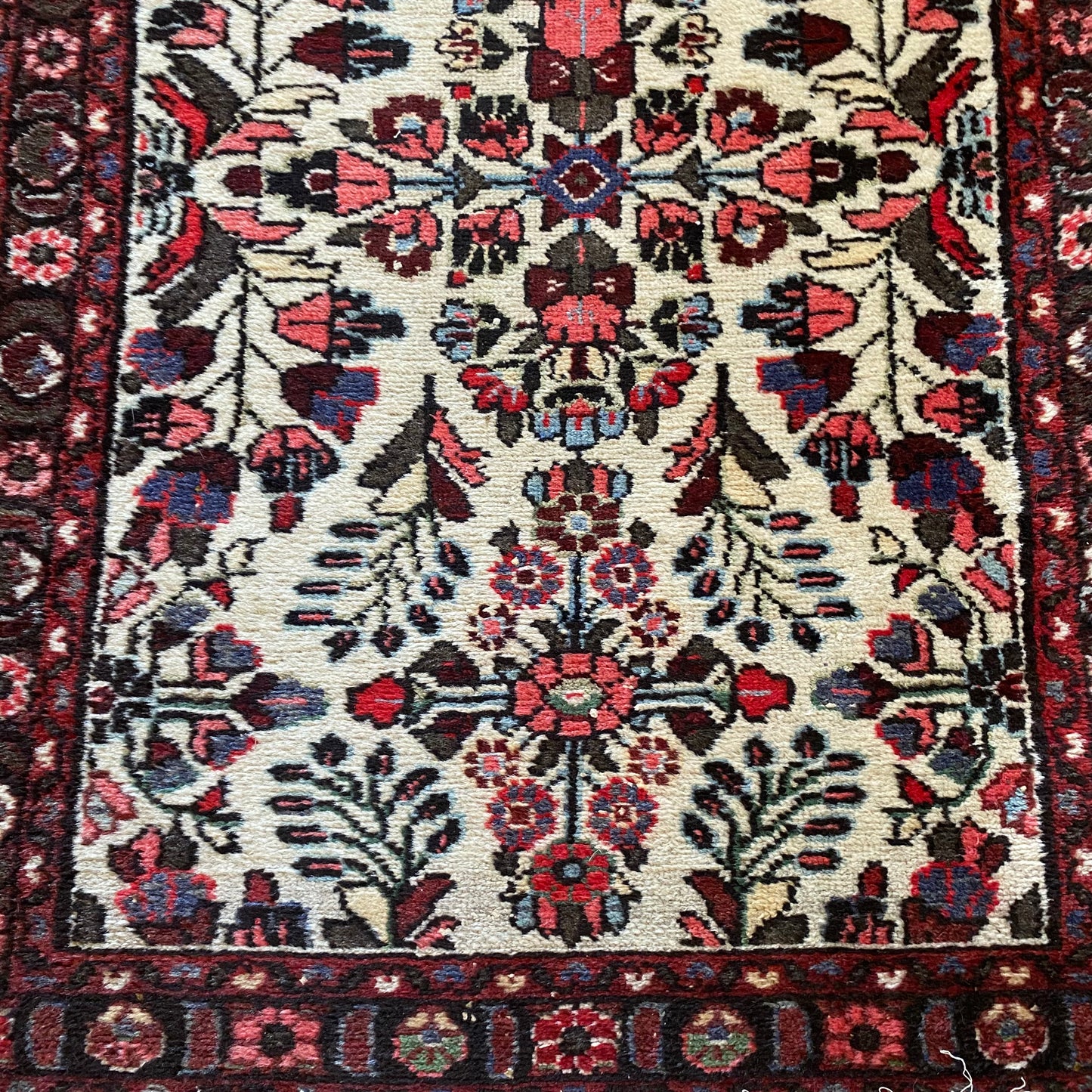 Vintage Rug, 2' 8 x 6' 5 White Runner