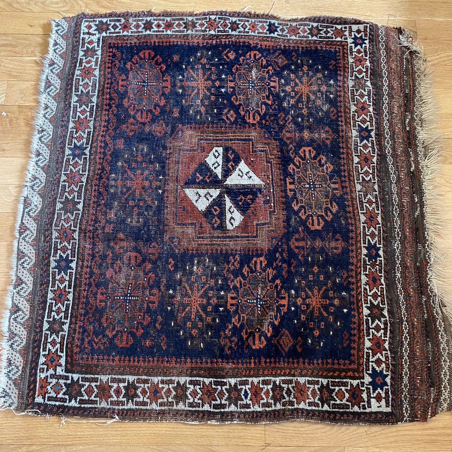 Antique Baluch, 2' 9 x 2' 8 Navy