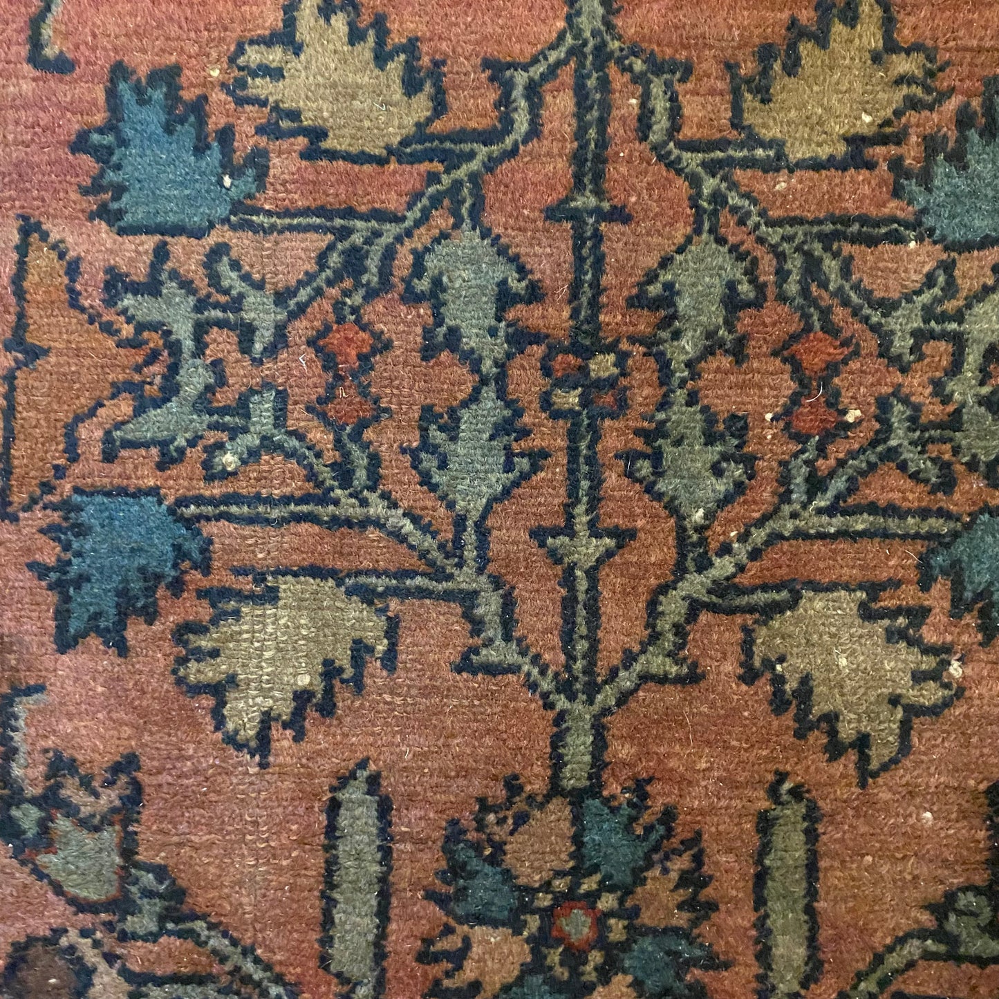 Vintage Rug, 1' 9 x 2' 9 Magenta