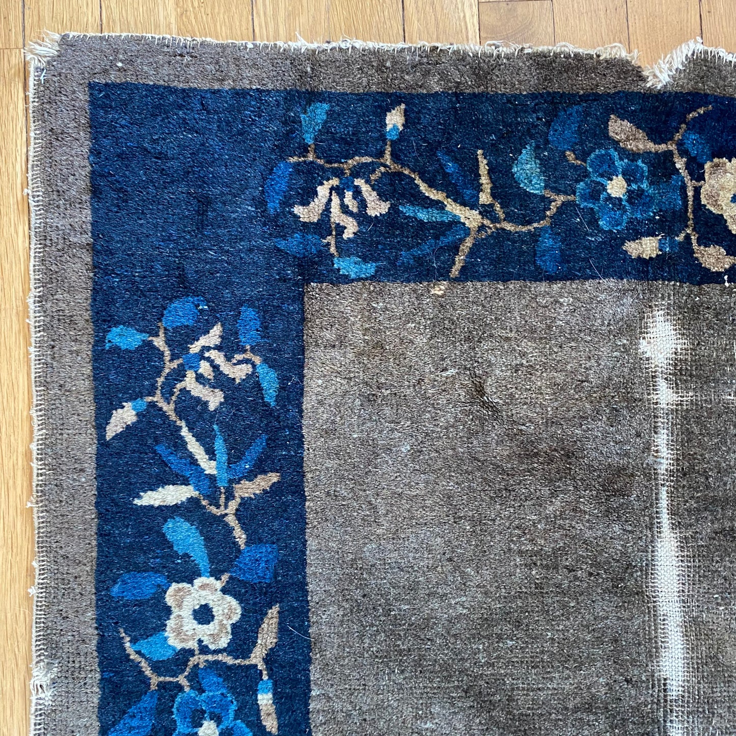Peking Chinese Rug, 3' 2 x 5' 9 Vintage Grey