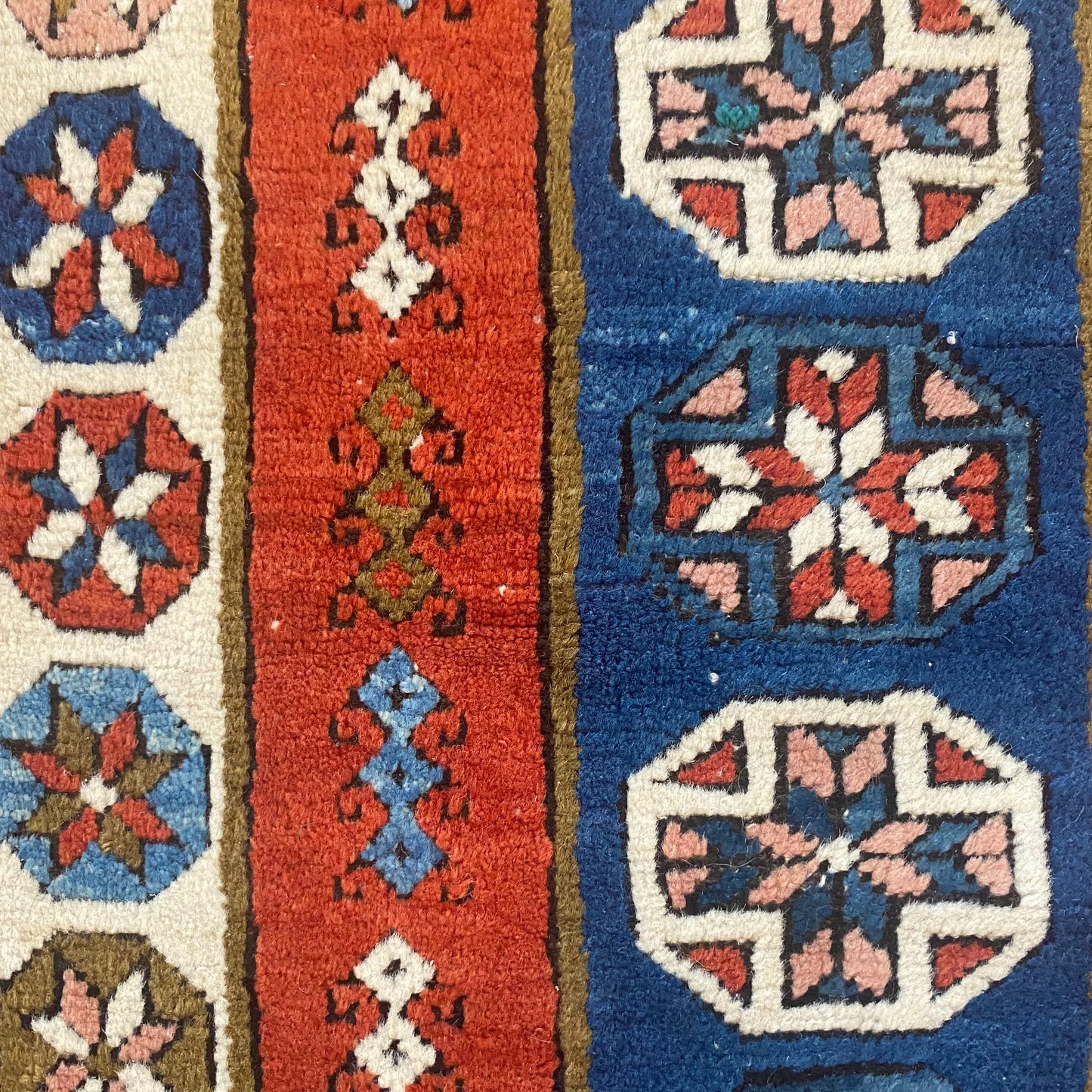 Vintage Rug, 3' x 5' 2 Terracotta