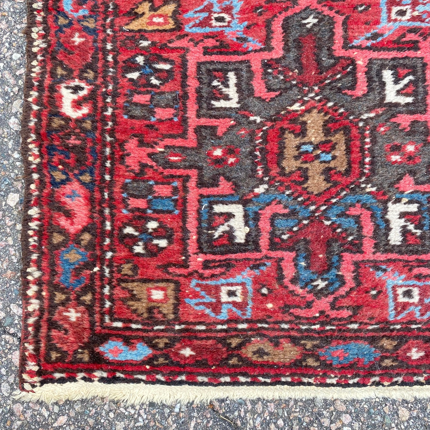 Vintage Rug, 1' 9 x 5' 2 Red