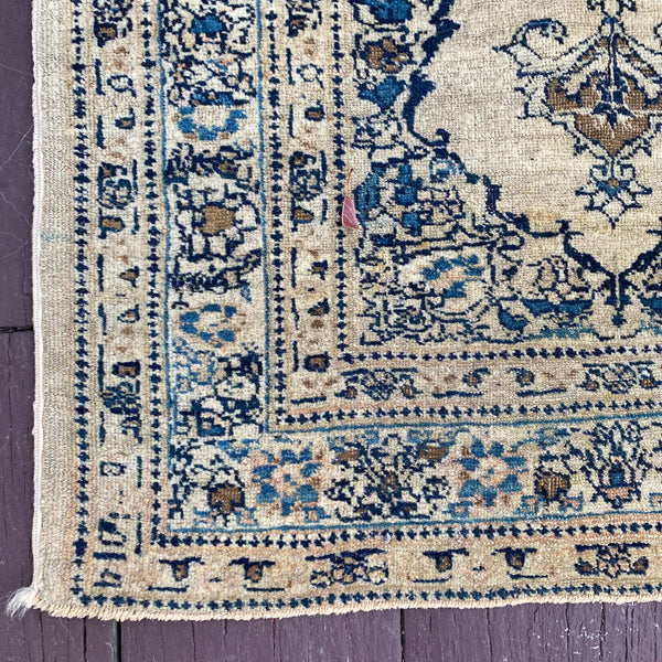 Vintage Rug, 2' x 2' 9 Cream