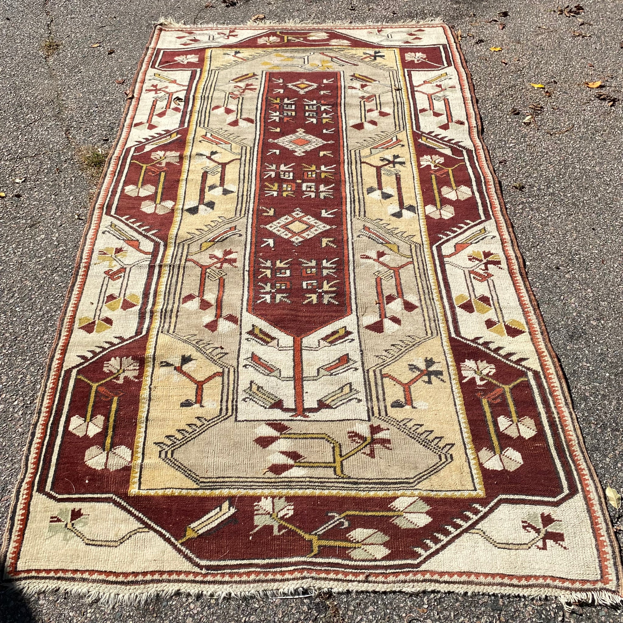 Vintage Rug, 4' x 7' 5 Brown