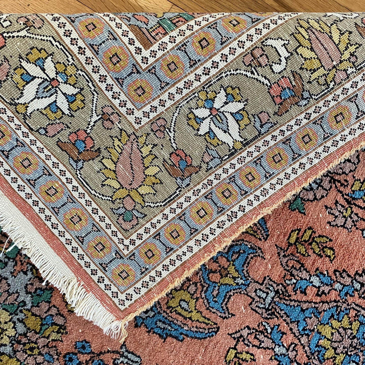 Vintage Rug, 3' x 5' 3 Pink