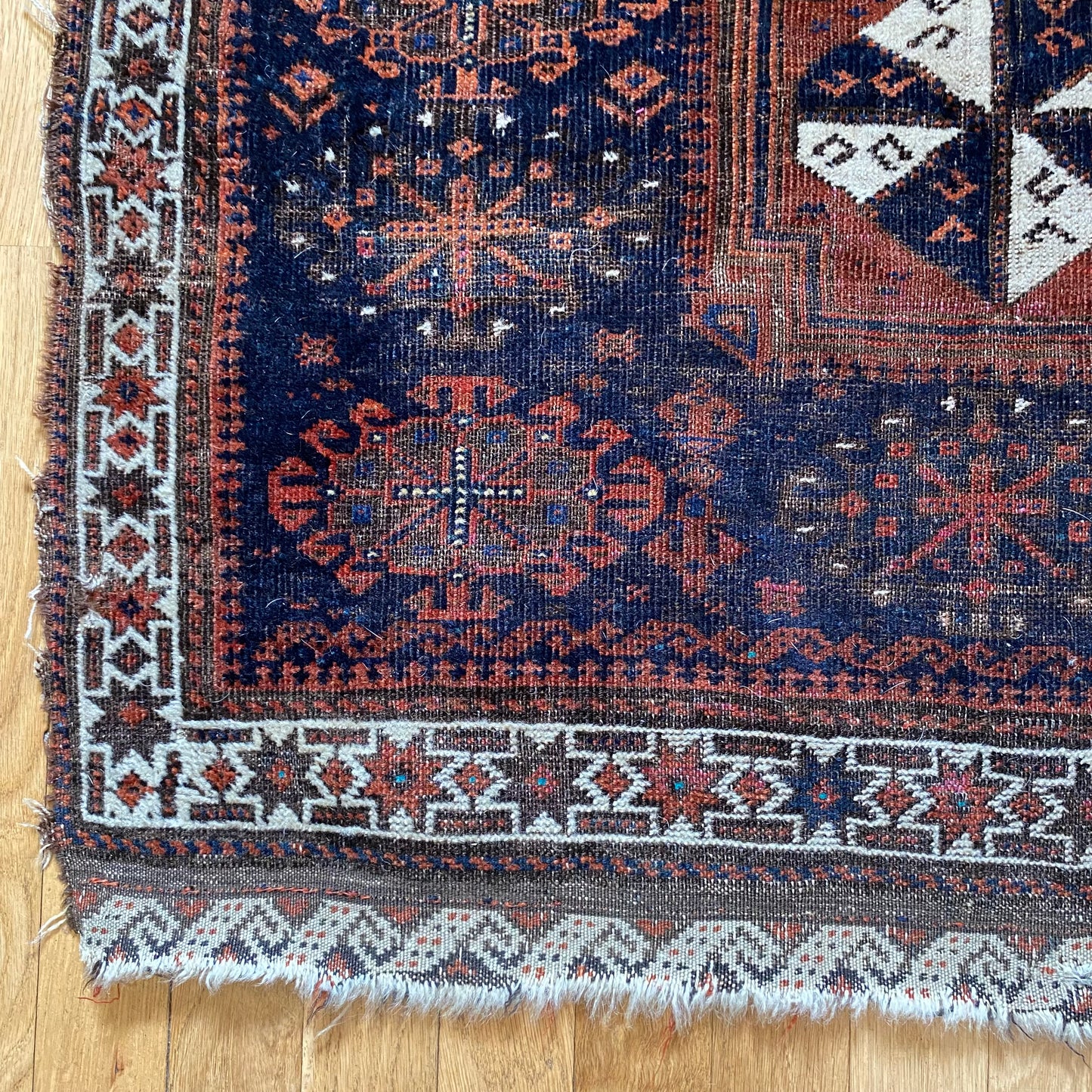 Antique Baluch, 2' 9 x 2' 8 Navy