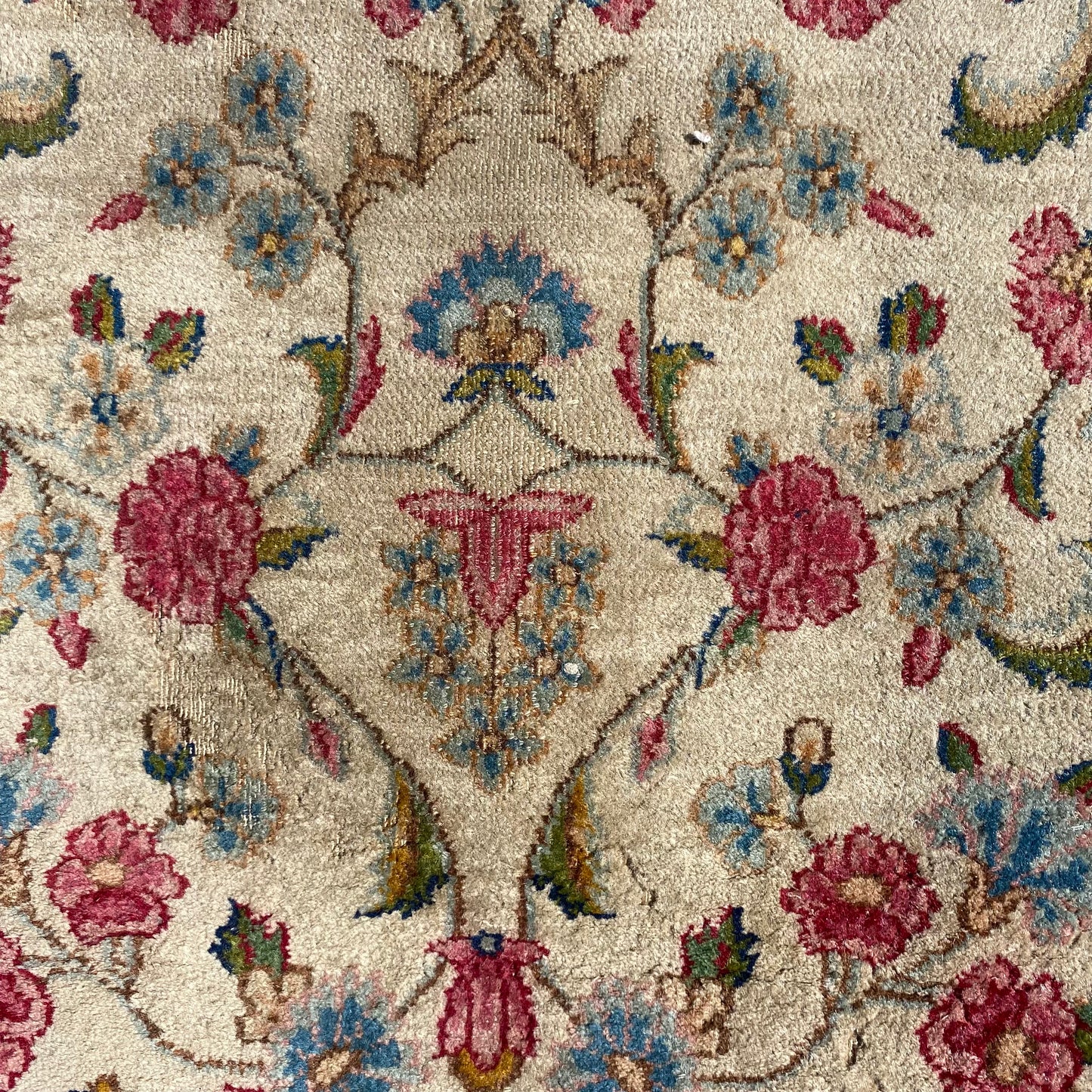 Vintage Rug, 2' 11 x 9' 5 Cream