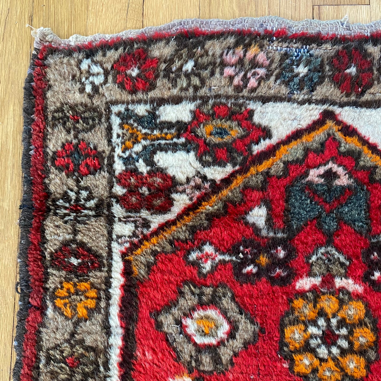 Vintage Rug, 1' 11 x 2' 10 Red