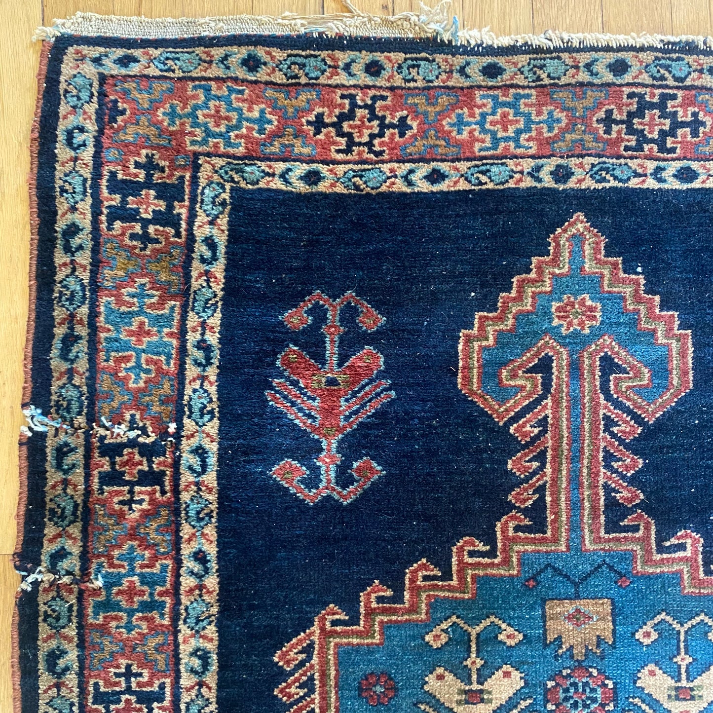 Vintage Rug, 3' x 4' 10 Blue