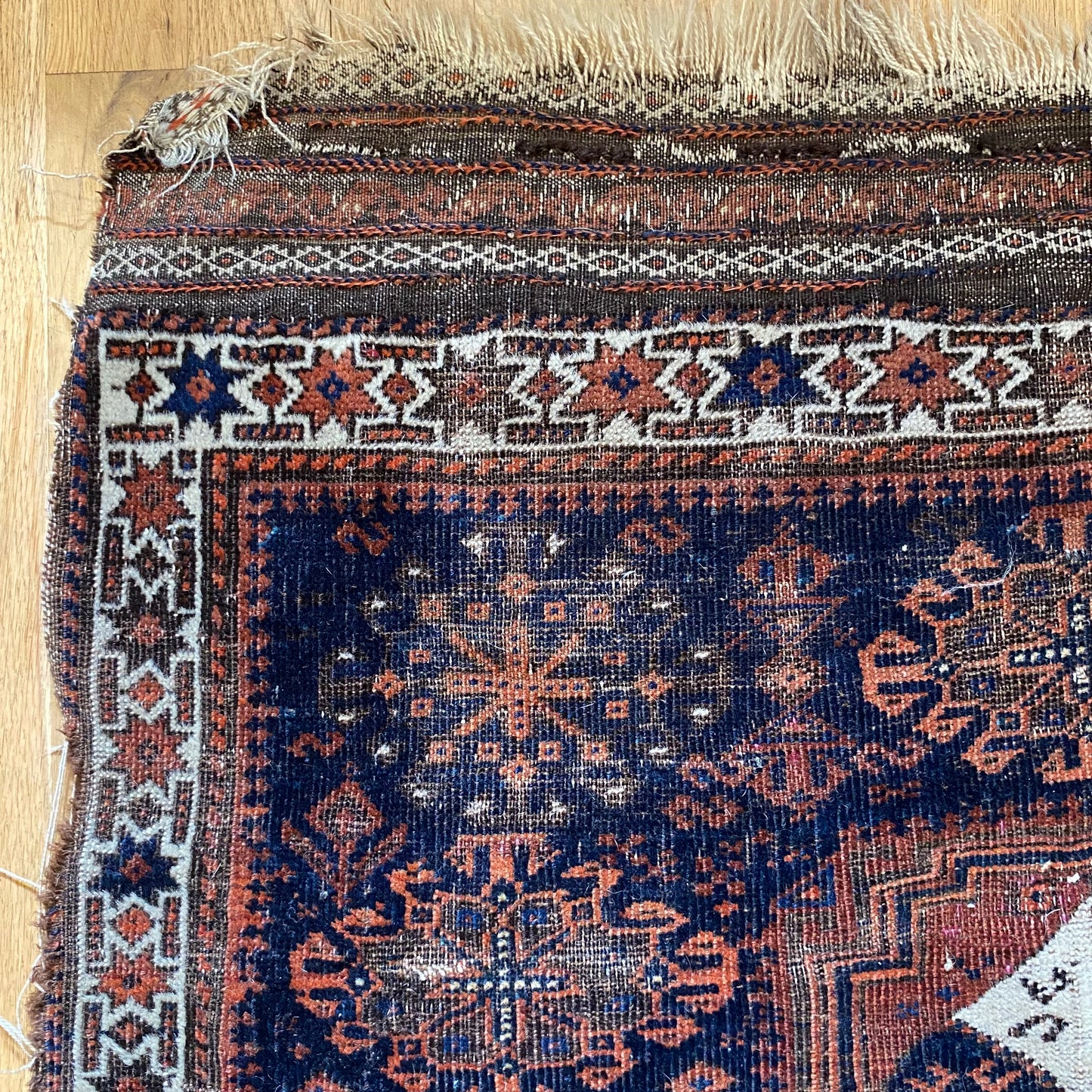 Antique Baluch, 2' 9 x 2' 8 Navy