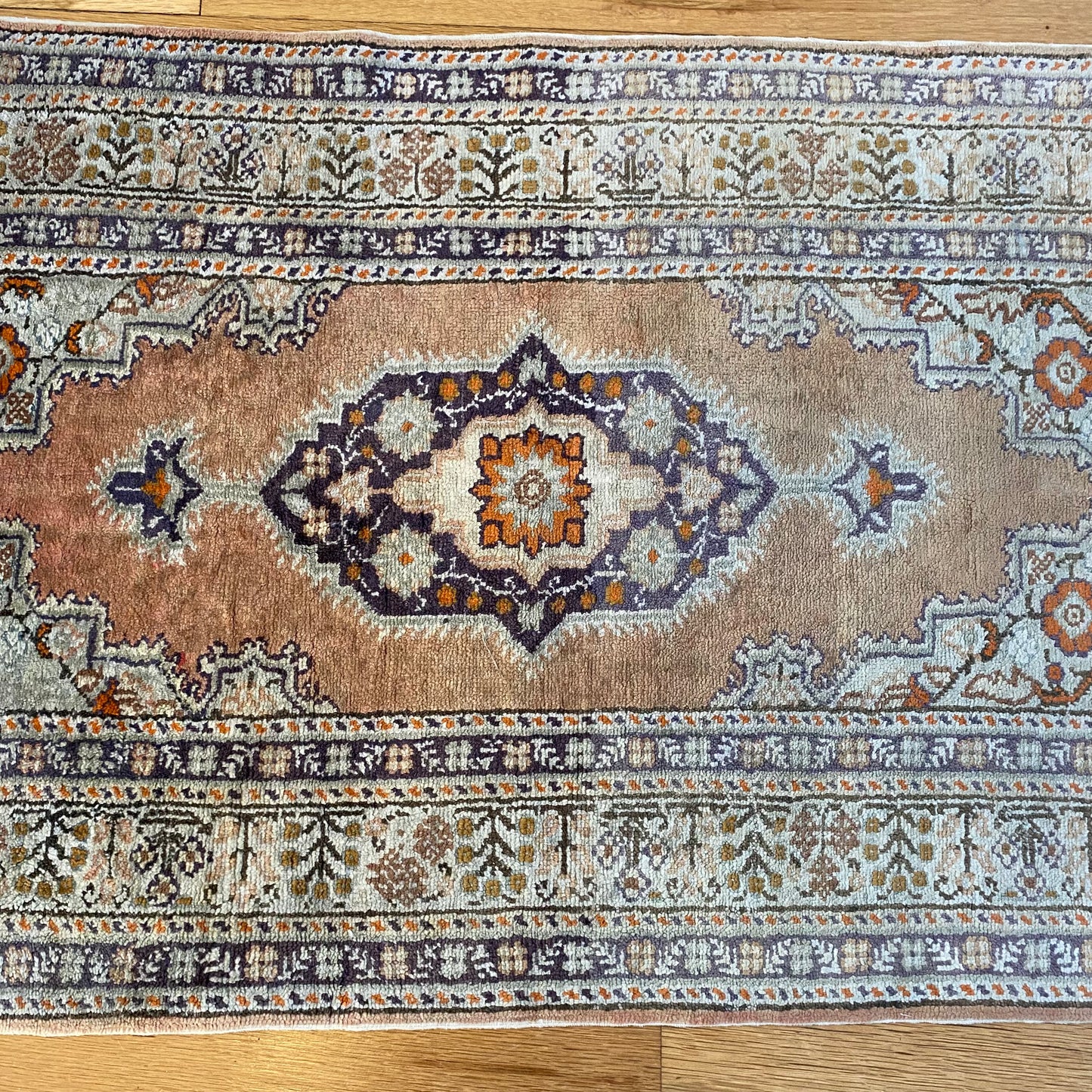 Vintage Rug, 2' x 3' 4 Tan