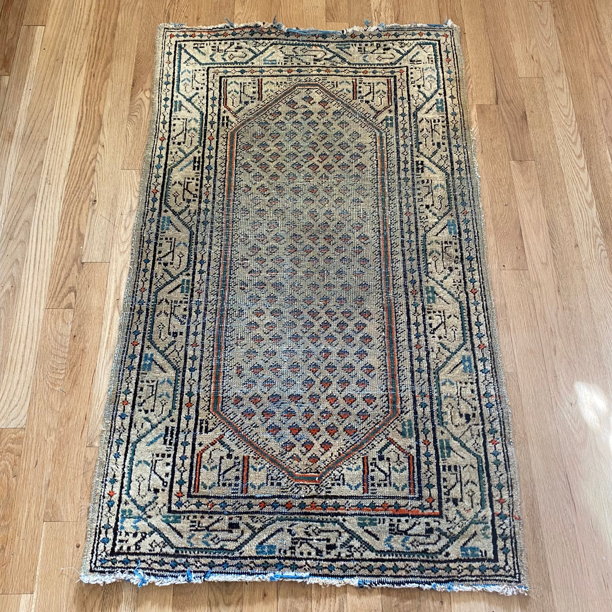 Vintage Rug, 2' 6 x 4' 2 Cream