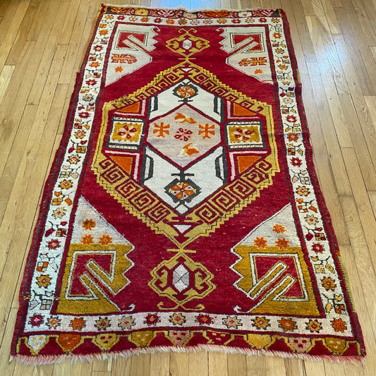 Vintage Rug, 3' 6 x 6' 1 Red Turkish