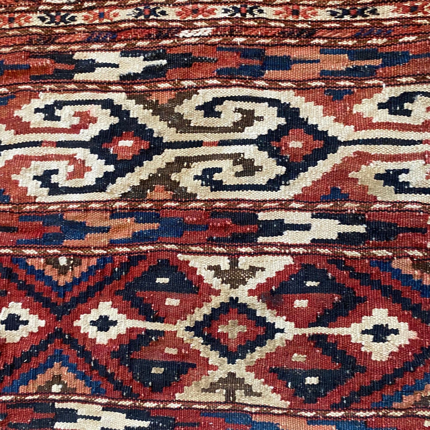 Vintage Rug, 3' 6 x 6' 9 Kilim
