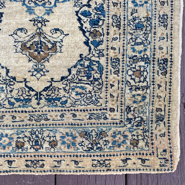 Vintage Rug, 2' x 2' 9 Cream