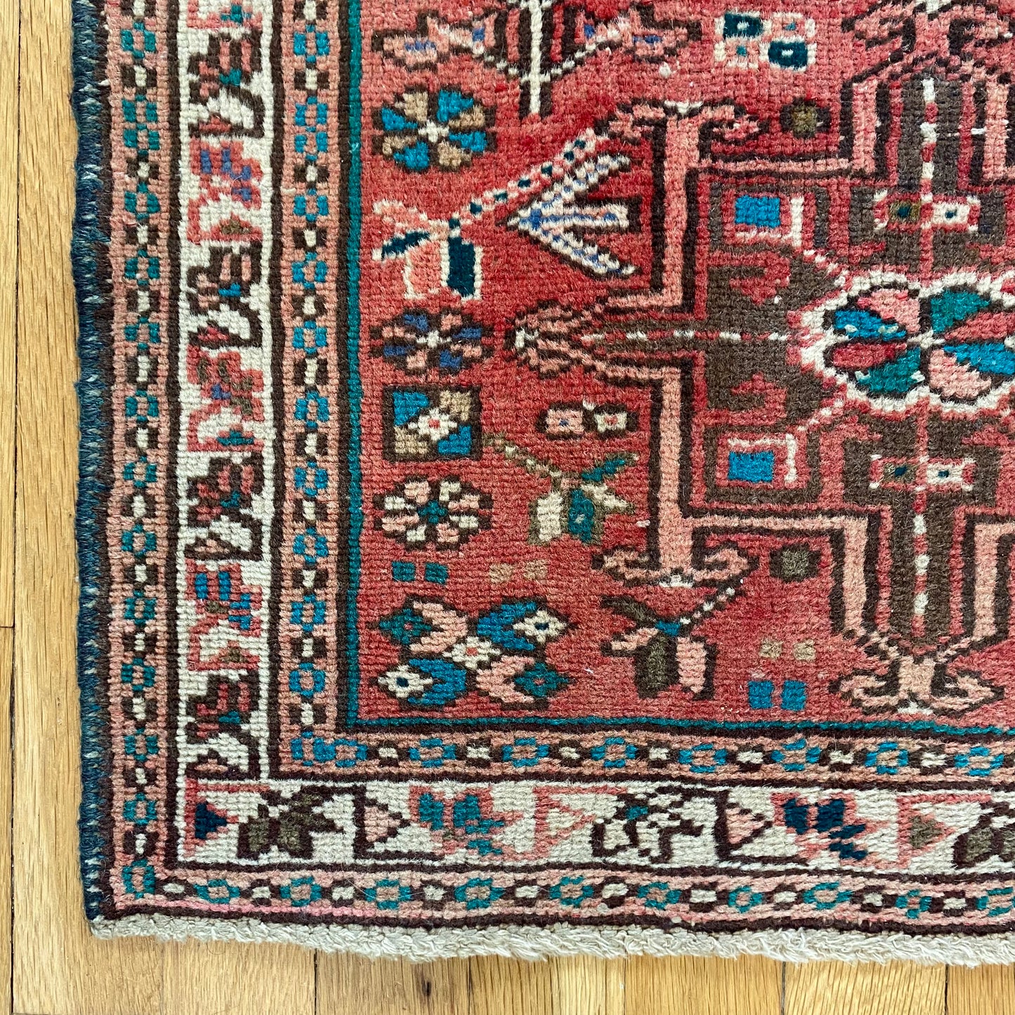 Vintage Rug, 2' x 3' 1 Red