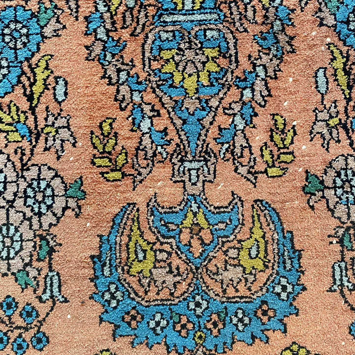 Vintage Rug, 3' x 5' 3 Pink
