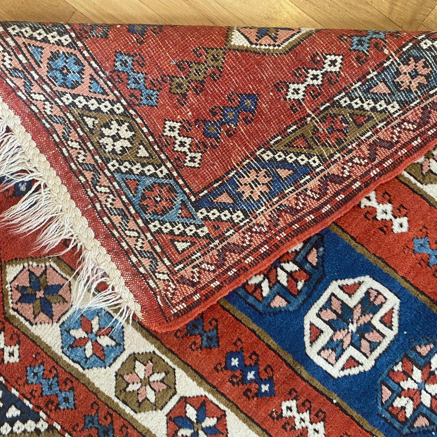 Vintage Rug, 3' x 5' 2 Terracotta