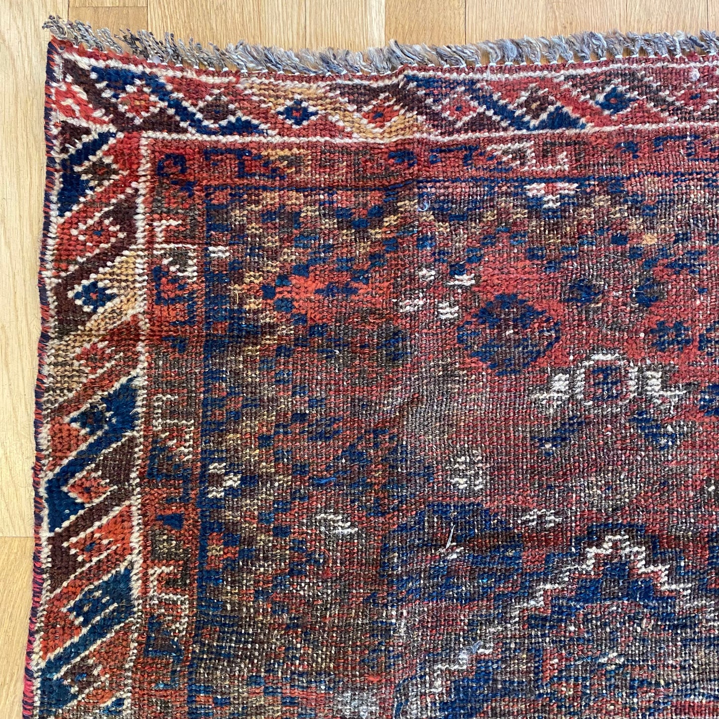 Persian Shiraz Rug, 2' 7 x 4' Brown Vintage