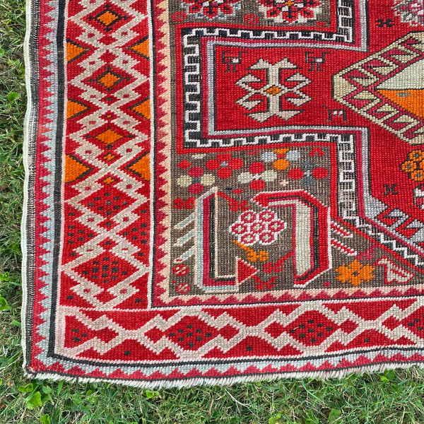 Vintage Rug, 3' 9 x 6' 9 Brown