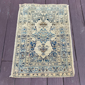 Vintage Rug, 2' x 2' 9 Cream